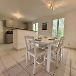 Maison 4 Pieces A Saint-denis-d'oleron, Proche - Fr-1-246a-366